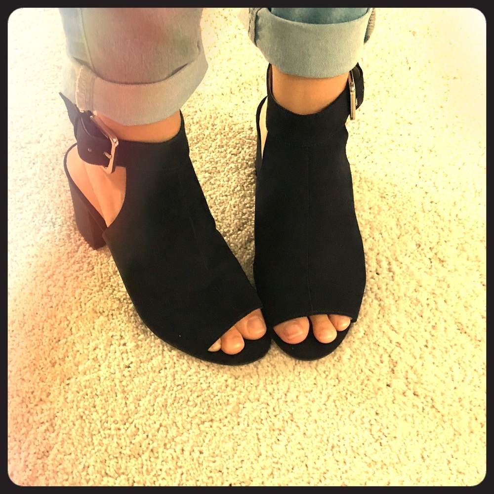 Navy suede sandals